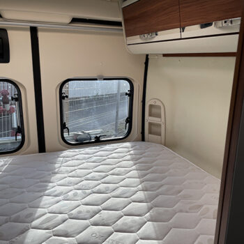 Camping-car Adria Twin 600 SPT Bus avec lit fixe de 5.99 m de 2015